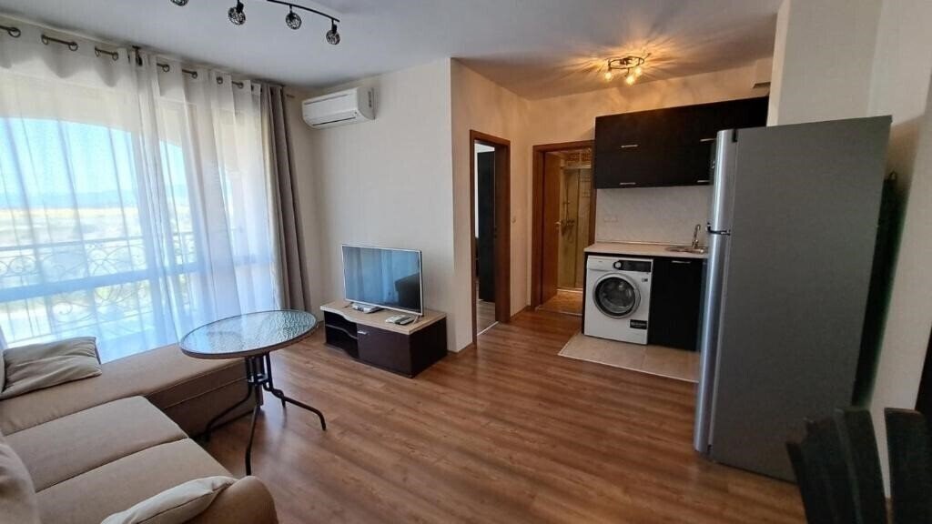 Zdjęcie Aparthotel Seasons 3*