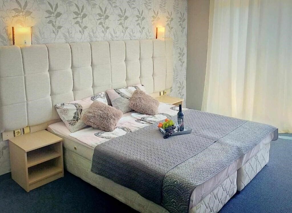 Готель Sunrise Studio Grenada 4*