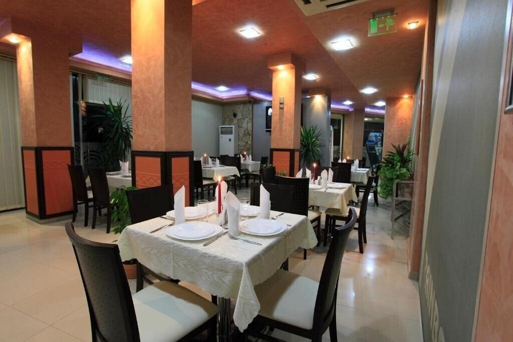 Zdjęcie Rainbow Holiday Complex - Sea Isle (ex. Rainbow Sea Isle Apartment, Rainbow 4 Botique Suit) 3*