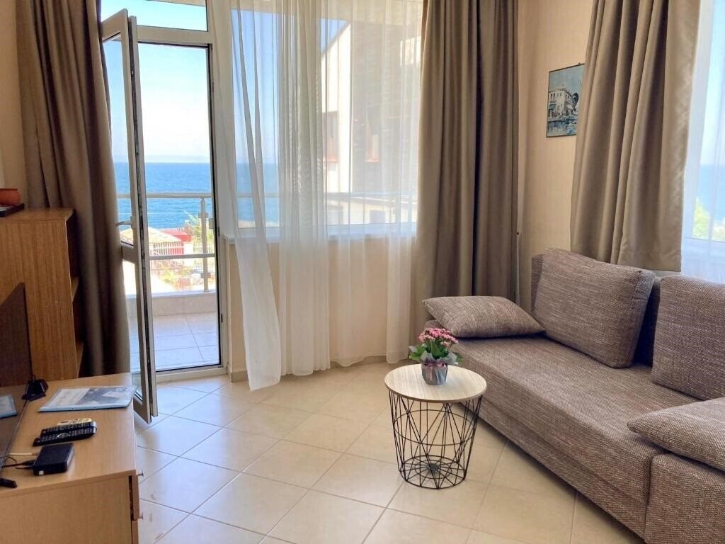 Zdjęcia Apolon Complex 3*