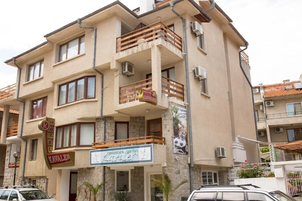 Готель Kavaler 2*