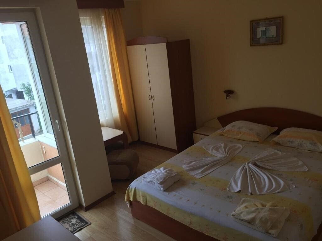 Zdjęcie Guest House Hetodon (ex. Hetodon House) 3*