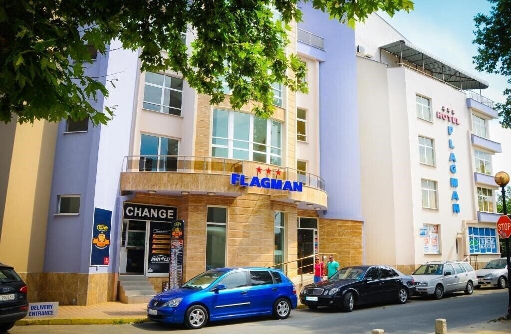 Hotel Flagman 3*