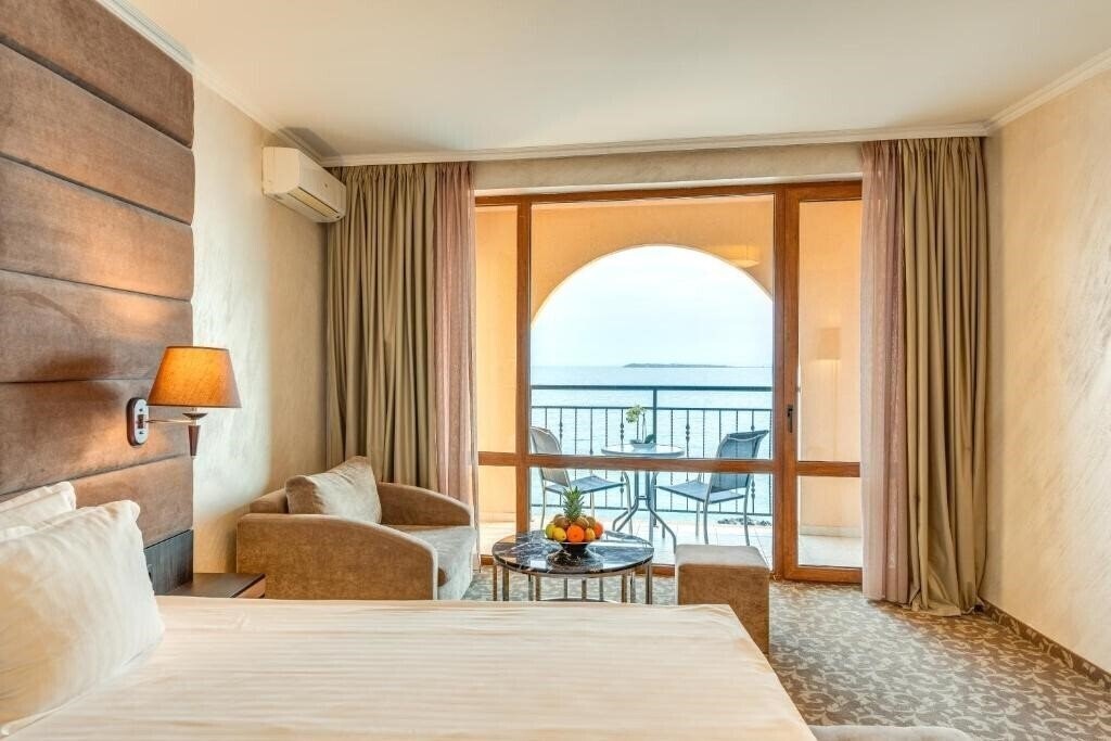 Zdjęcia Grand Hotel Sveti Vlas 4*