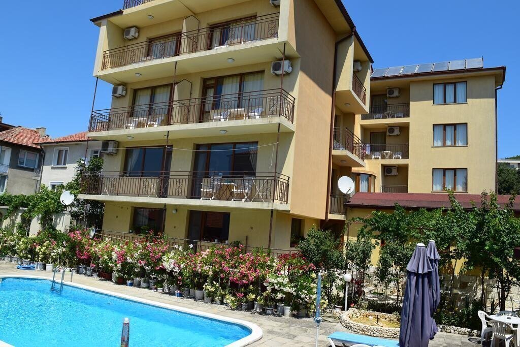 Фотографія Chris Hotel 3*