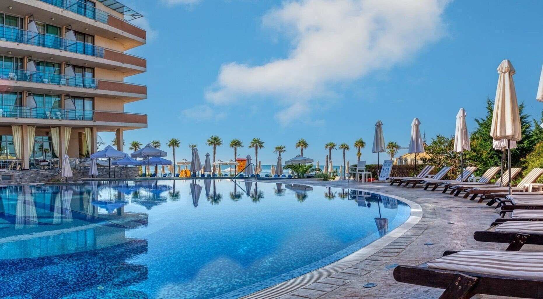 Фотографія Sandy Bay 4*