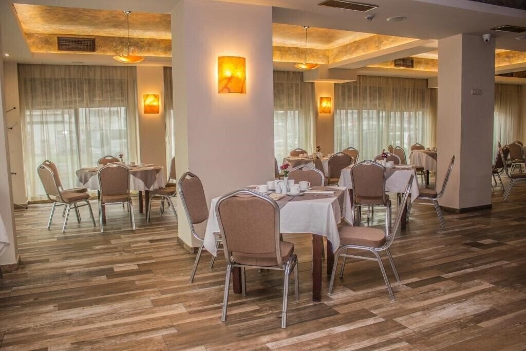 Obraz Golden Tulip Varna 4*