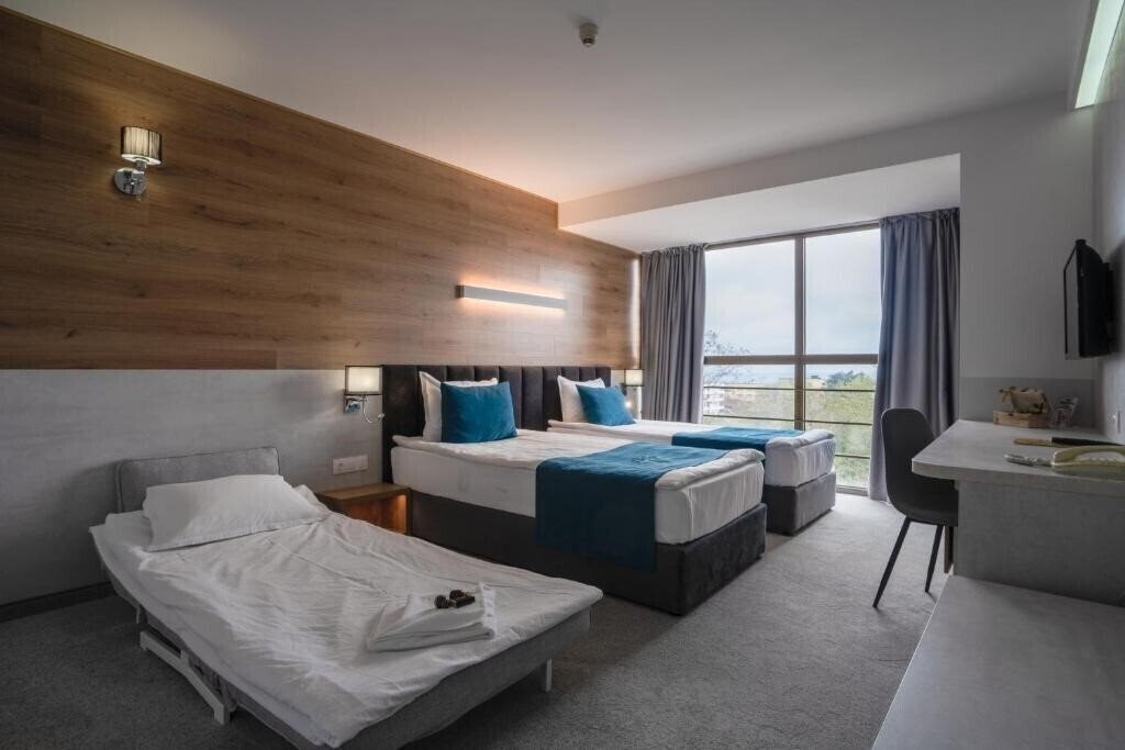Фото Havana Casino Hotel & Spa 4*