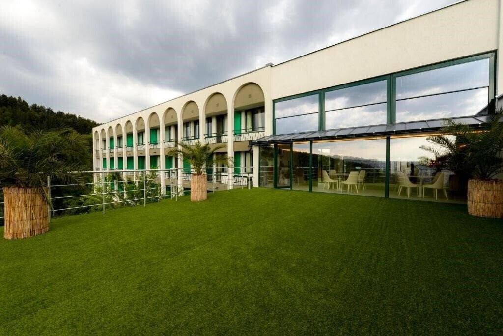 Фотография Park Hotel Raya Garden 2*