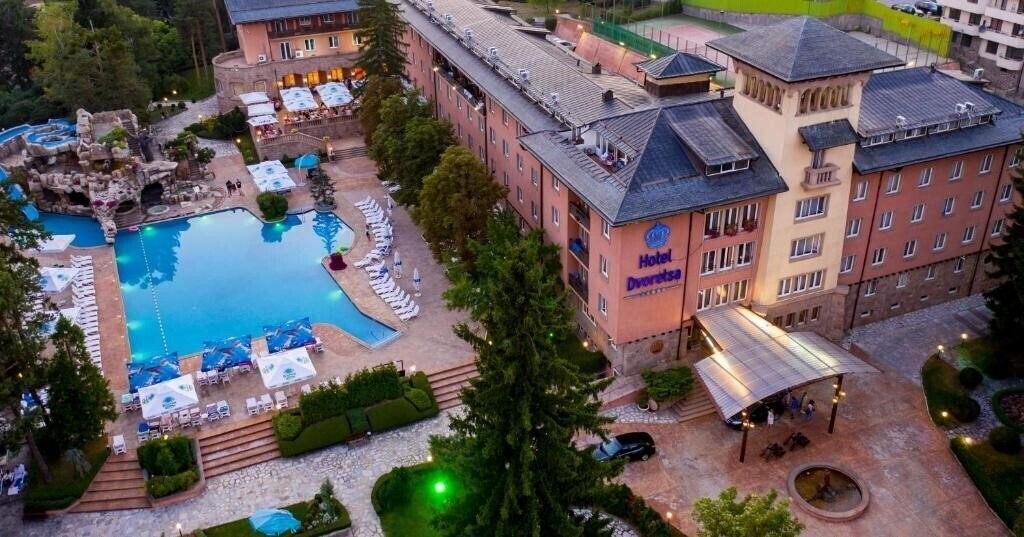 Hotel Dvoretsa 5*