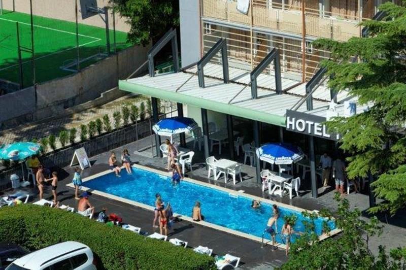 Zdjęcia Tsarevets 2*