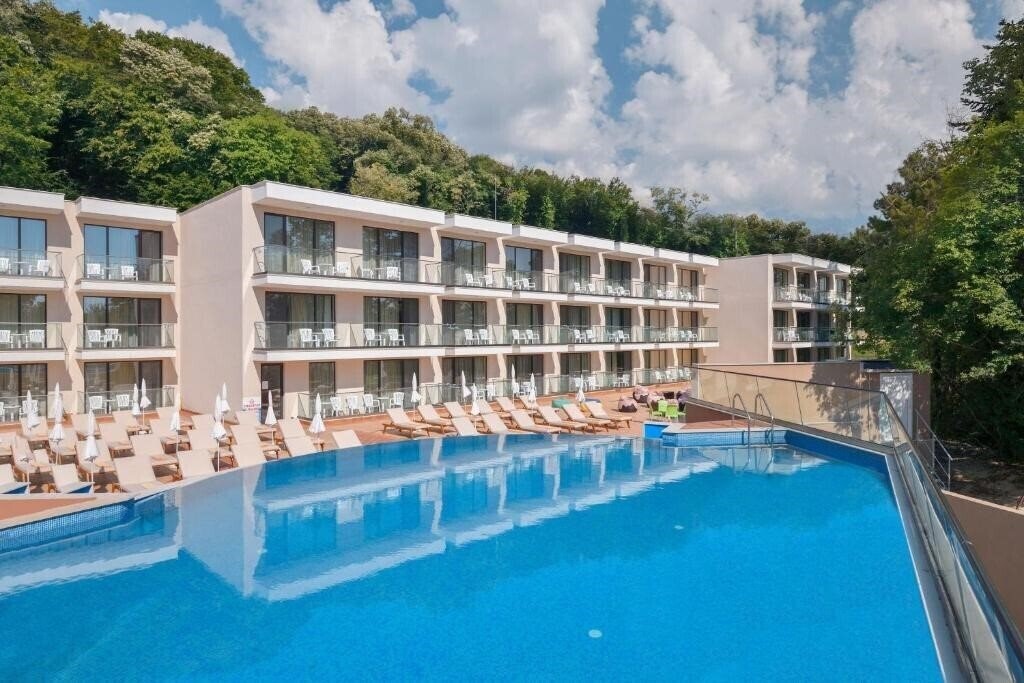 Hotel Grifid Hotel Foresta 3*