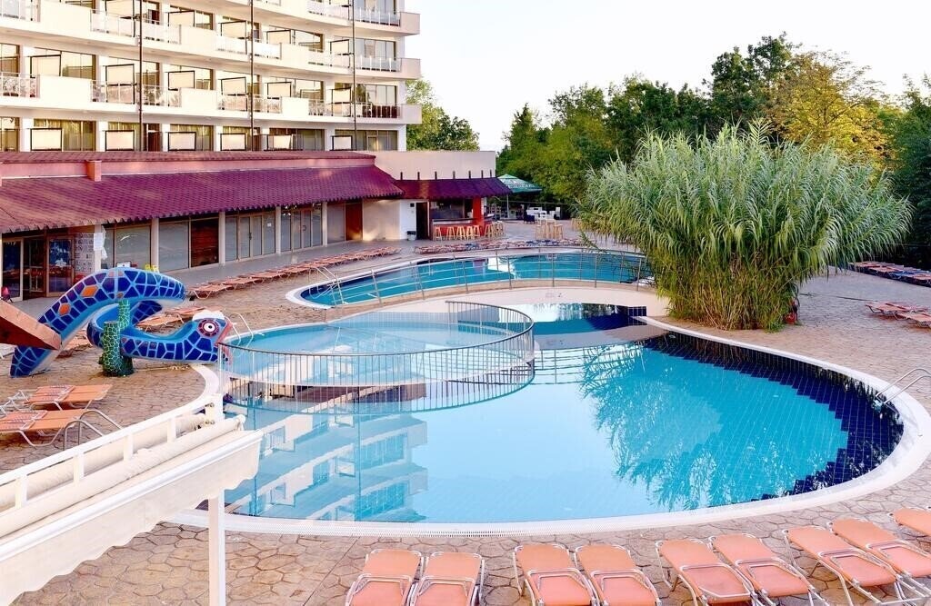 Фото Berlin Green Park 4*