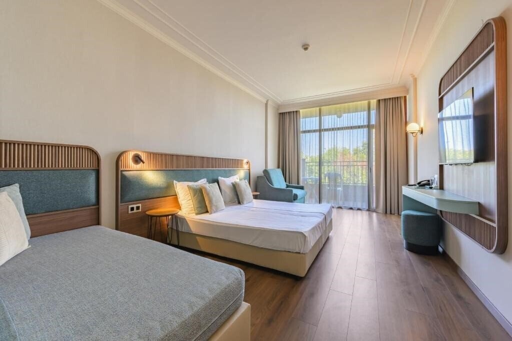 Zdjęcie Kristal 4*