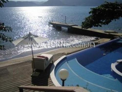 Hotel Angra Fashion 3*