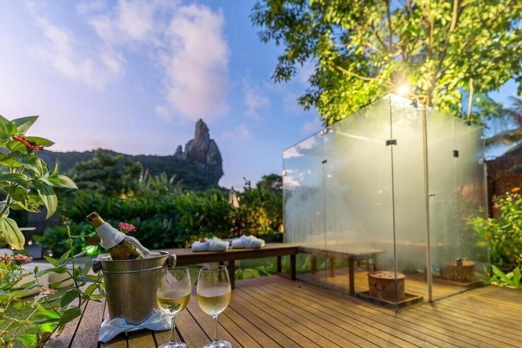 Картинка Dolphin Hotel 4/3 2*