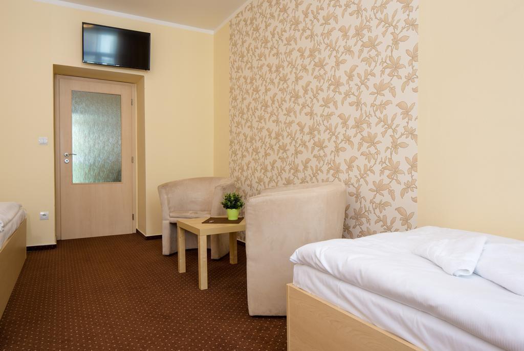 Картинка Cyro 3*