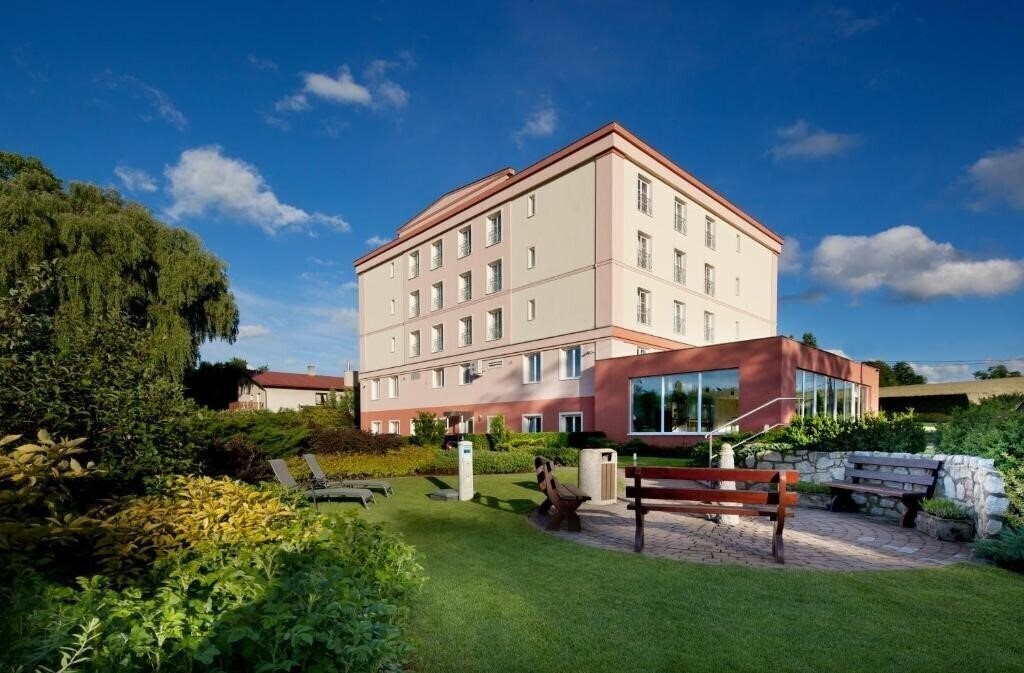 Картинка Francis Palace 4*