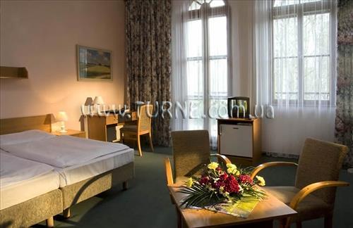 Готель Jesenius 2*