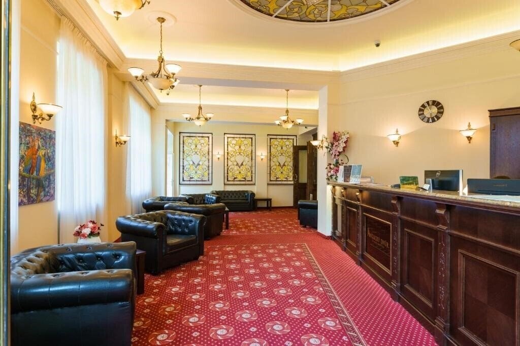 Obraz Anglicky Dvur 3*