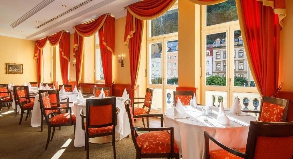 Obraz Дворжак 4*