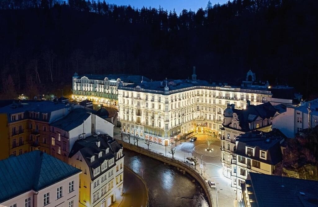 Zdjęcie Grandhotel Pupp 5*