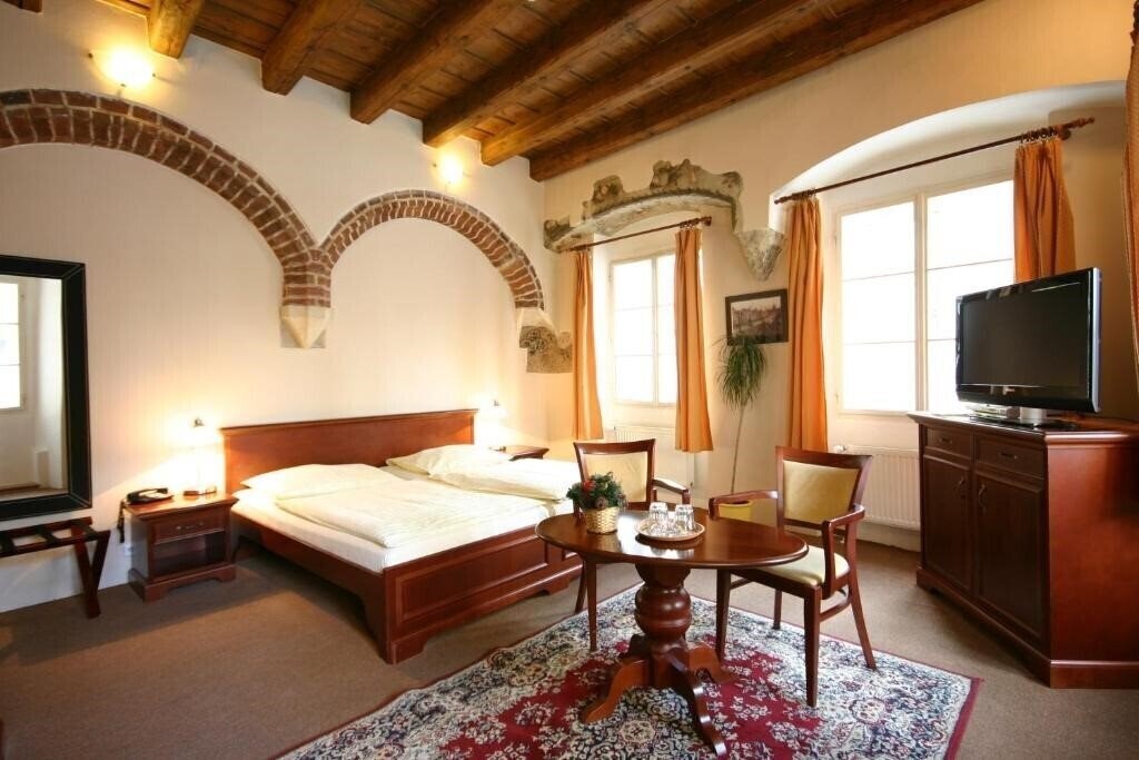 Фотографія U Tri Bubnu 3*