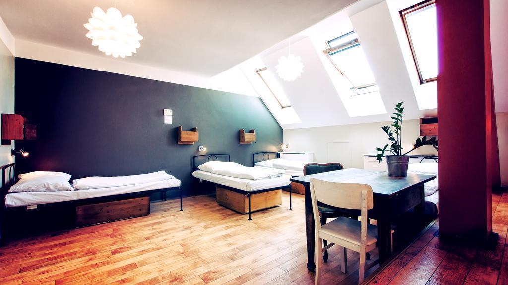 Готель Sir Toby's hostel 2*