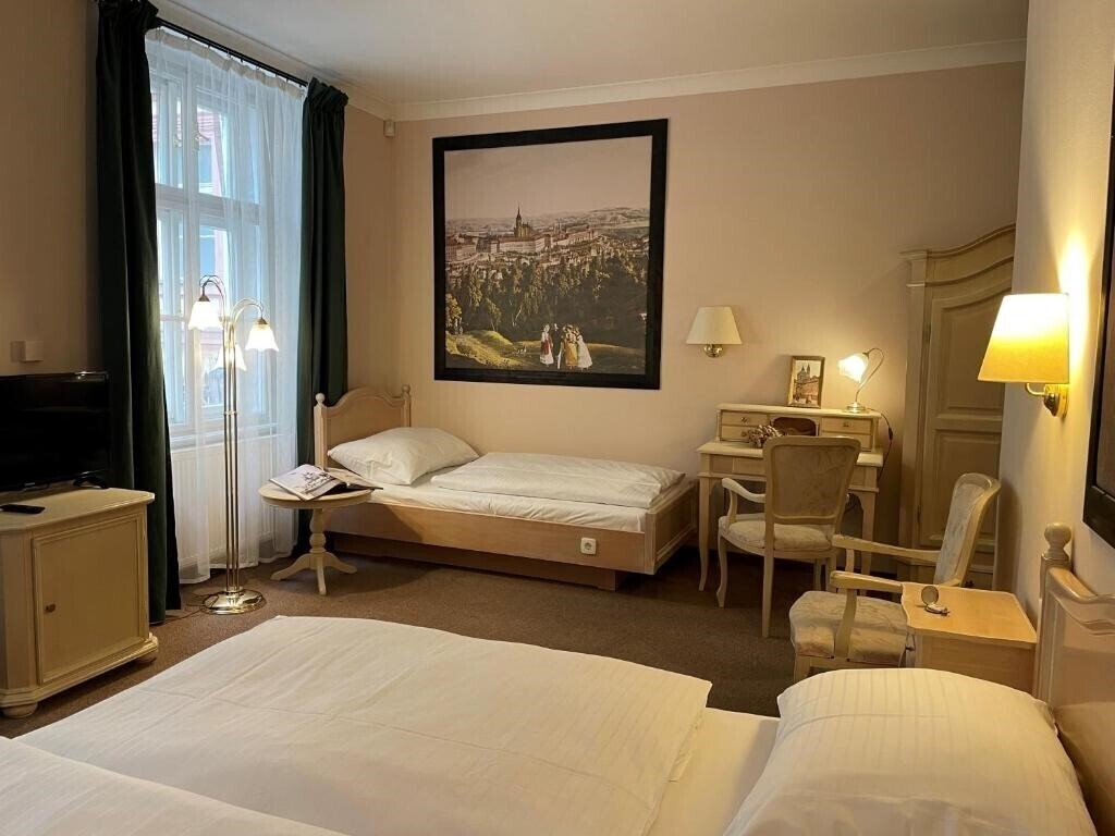 Фото Hotel U Cervene Zidle Red Chair 3*