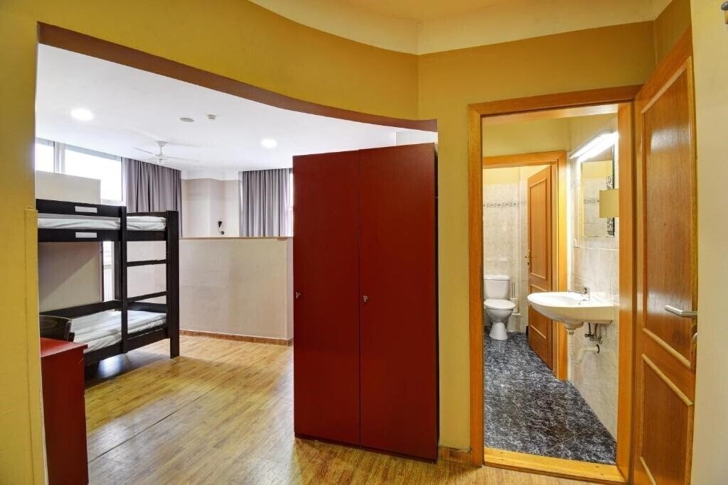 Фотография Hostel Plus Prague 2*
