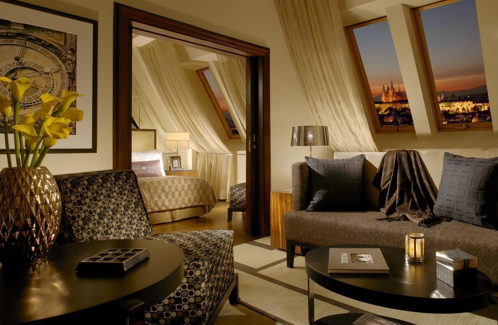 Готель Alcron Radisson Blu 5*