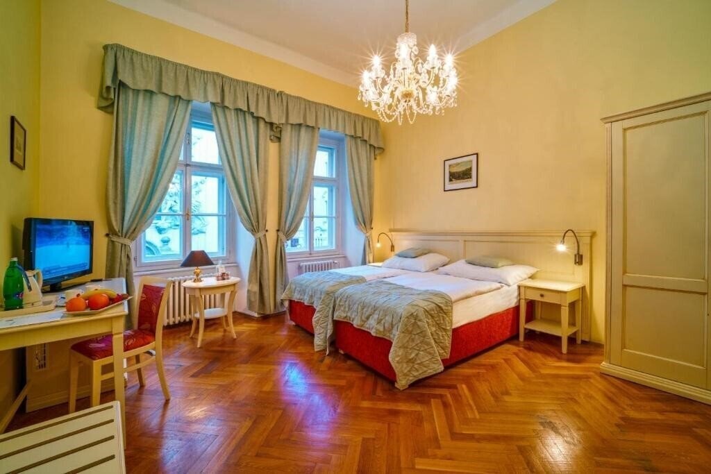 Zdjęcie Josephine Old Town Square Hotel 4*