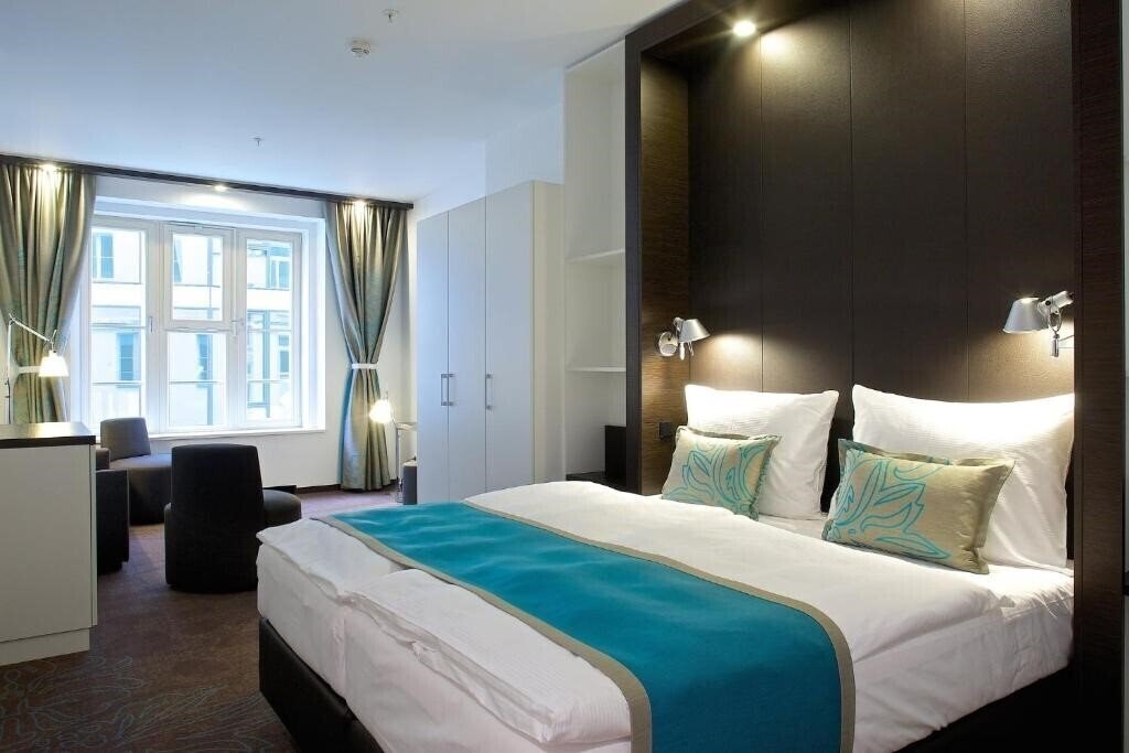 Zdjęcia Motel One Praha 3*