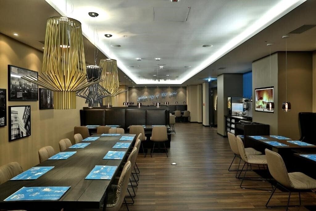 Obraz Motel One Praha 3*