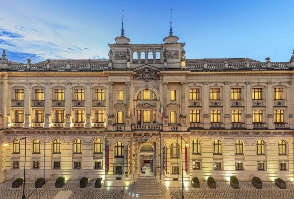 Hotel Nh Collection Prague Carlo Iv (ex. Boscolo Prague) 5*