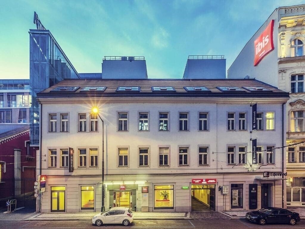 Отель Ibis Praha Old Town 3*