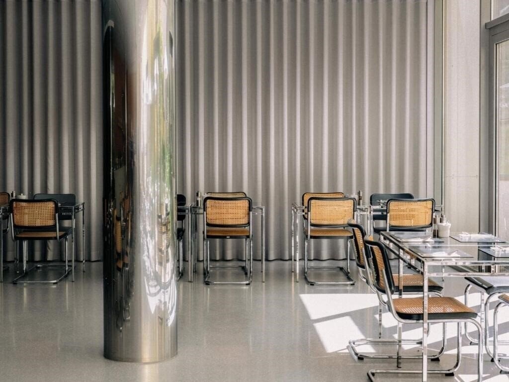 Фотографія Josef 4*