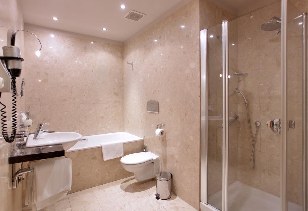 Zdjęcie Absolutum 4*