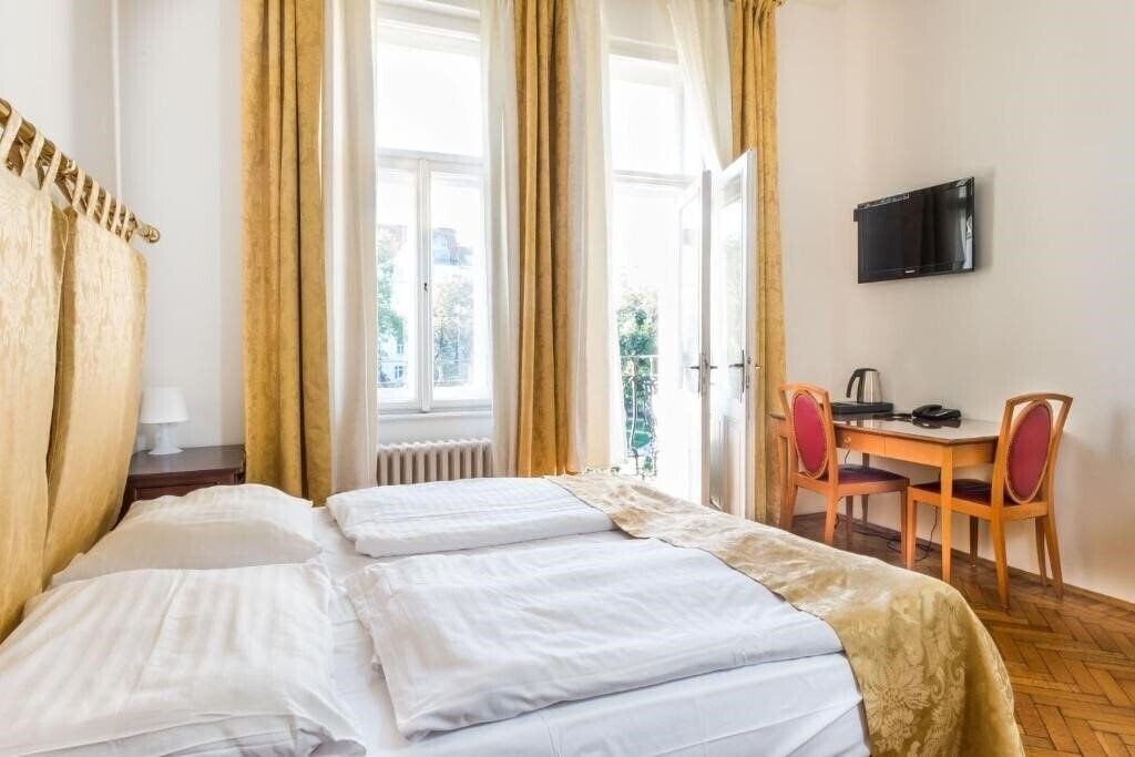 Фото La Fenice 3*