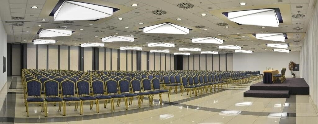 Картинка Olympik Tristar 3*