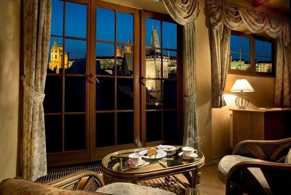 Zdjęcia U Zlatych Nuzek 4*