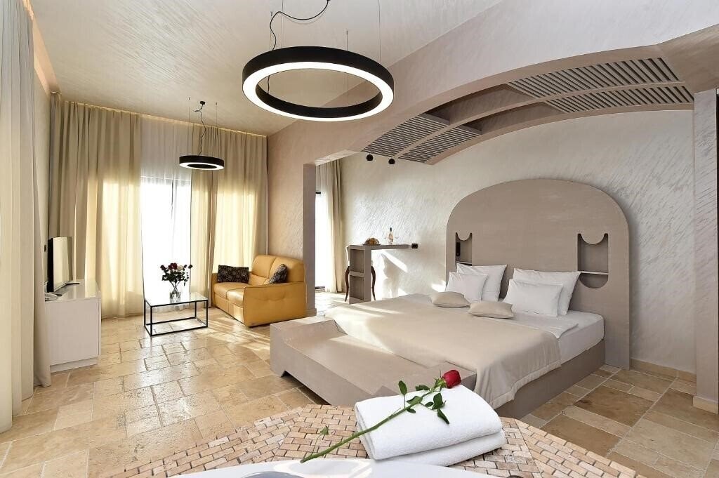 Фото Wind Rose Resort (ex. Ruza Vjetrova) 4*