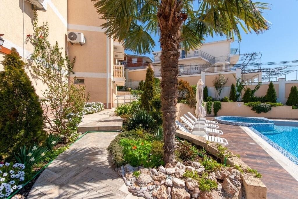 Отель Orpheus 3*