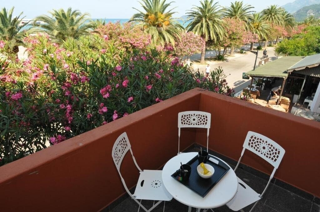 Obraz Le Petit Chateau 4*
