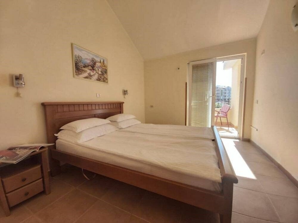 Фото Premier Apartments Villa 4*