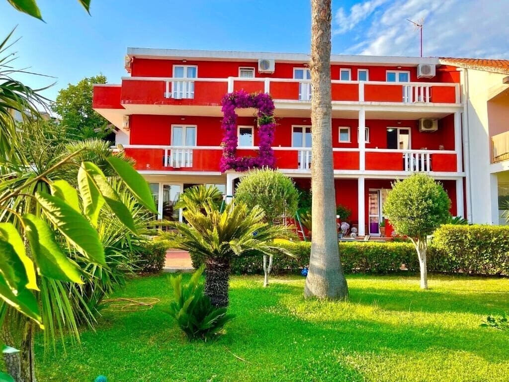 Hotel Villa L 3*