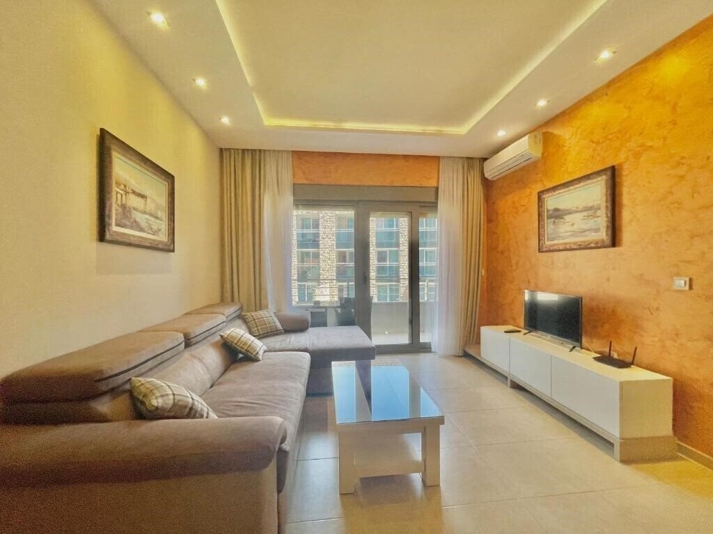 Zdjęcie Butua Residence 4*