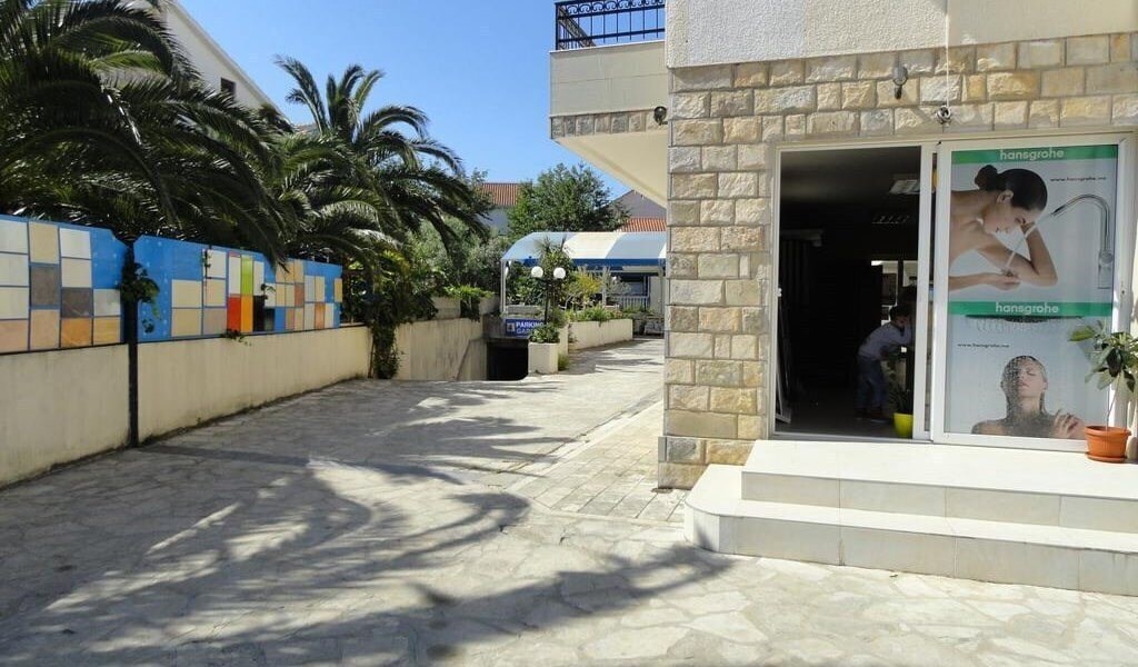 Zdjęcia Monterio Class "B" 2*