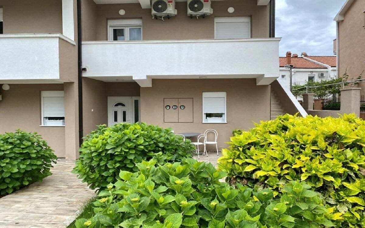 Hotel Lijesevic New Apartments 3*