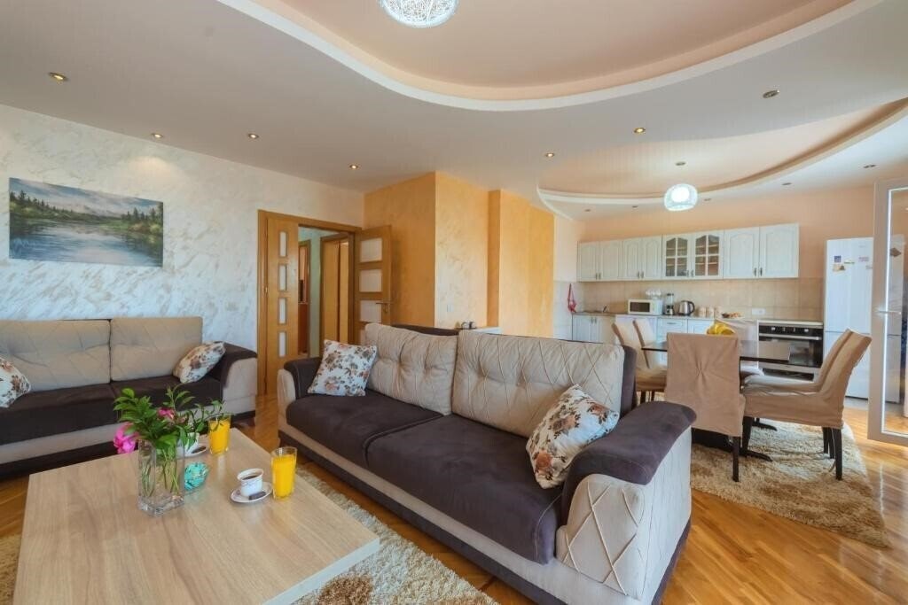 Zdjęcie Sunny Hill (Cottage) 3*